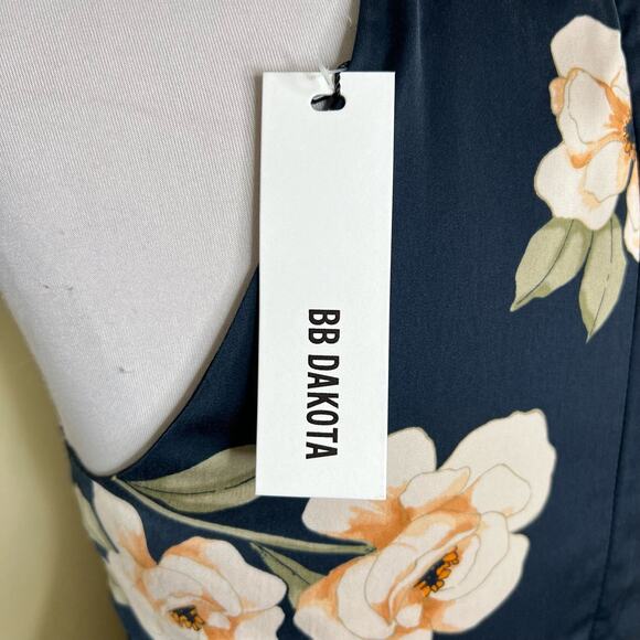 NWT BB Dakota Gardenia Party Dress 4 Floral Blue Cream Ruffle Mini Tiered Sheath - Picture 11 of 13